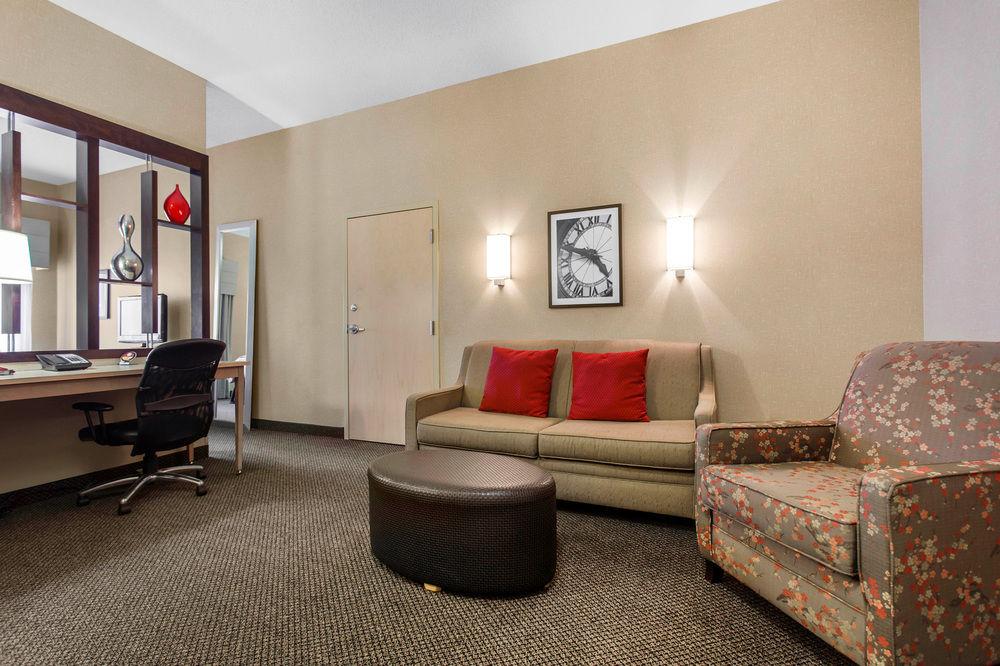 Springhill Suites By Marriott Roanoke Dış mekan fotoğraf