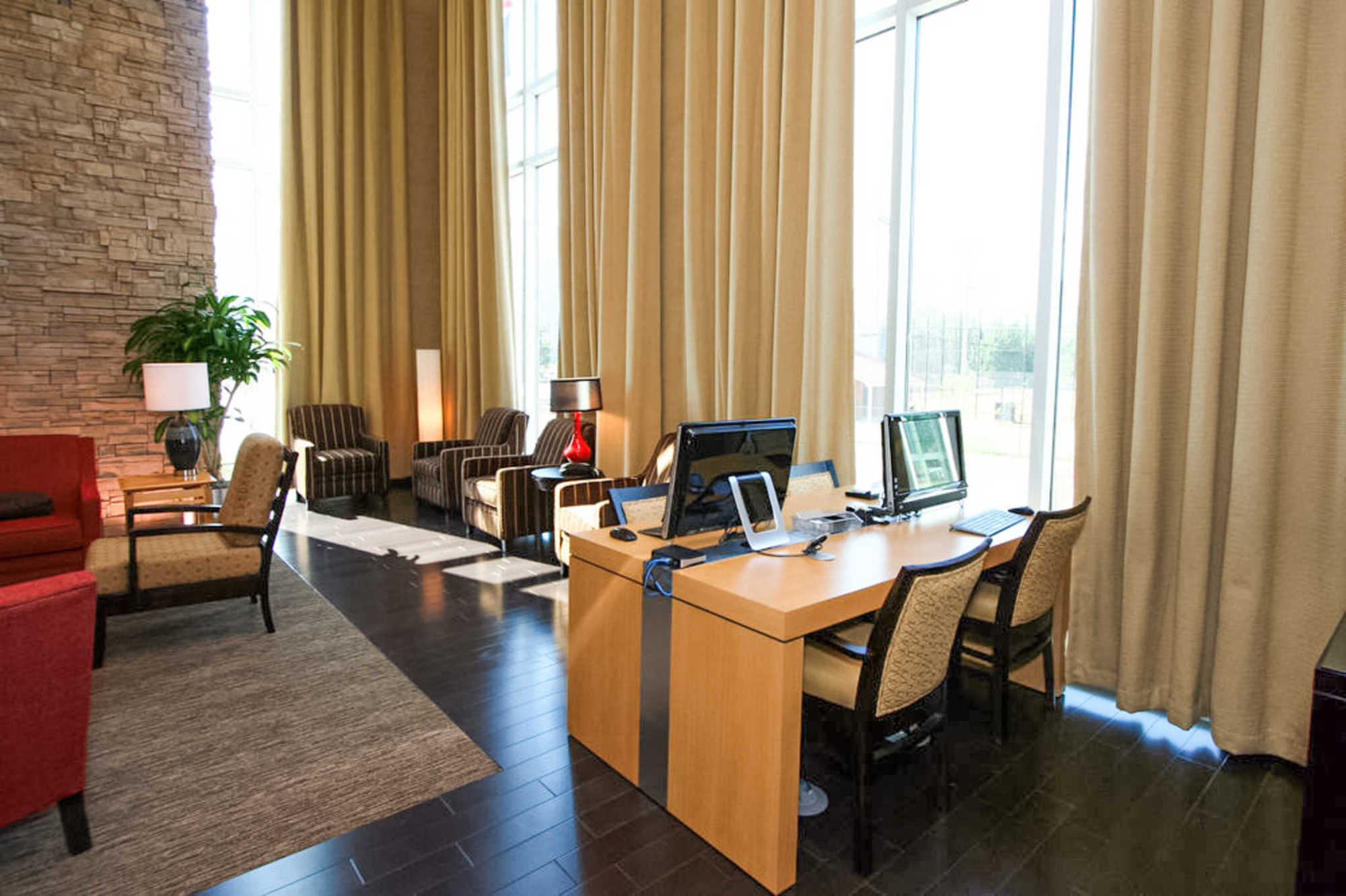 Springhill Suites By Marriott Roanoke Konforlar fotoğraf