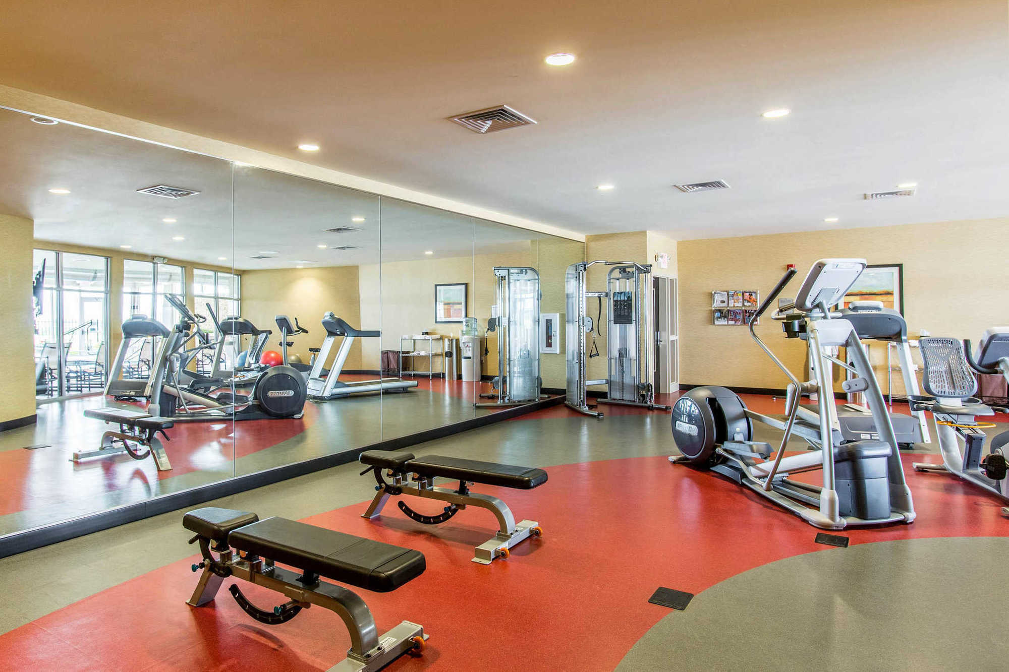 Springhill Suites By Marriott Roanoke Konforlar fotoğraf